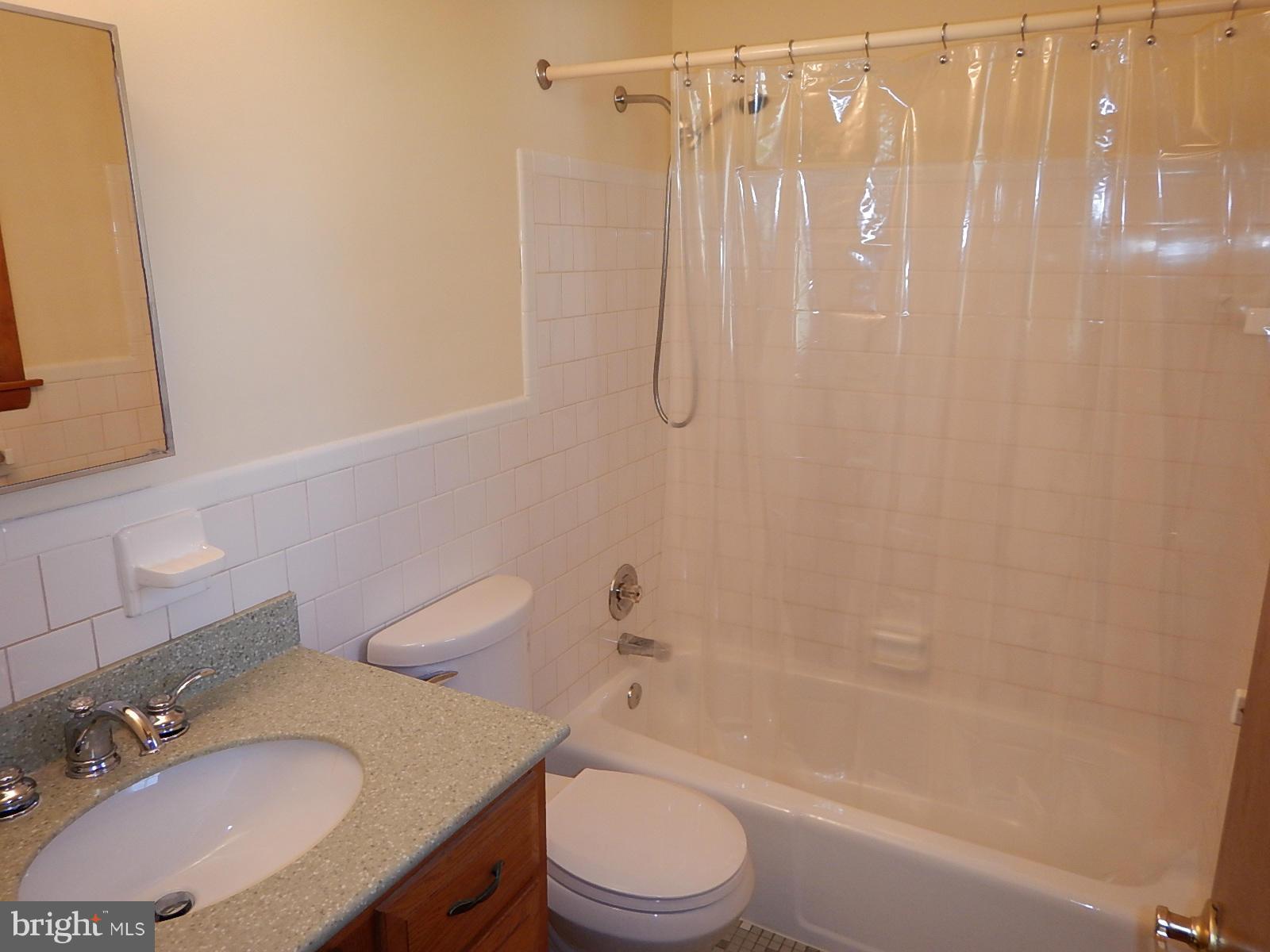 9107 Ramblebrook Road Baltimore, MD 21236 - Photo 14 of 24 Bath (Master)