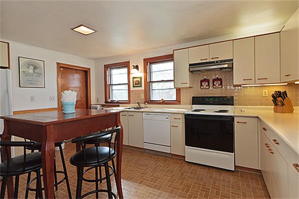 69 Chester Road Belmont, MA 02478 - Photo 6 of 10 Gallery Image 6