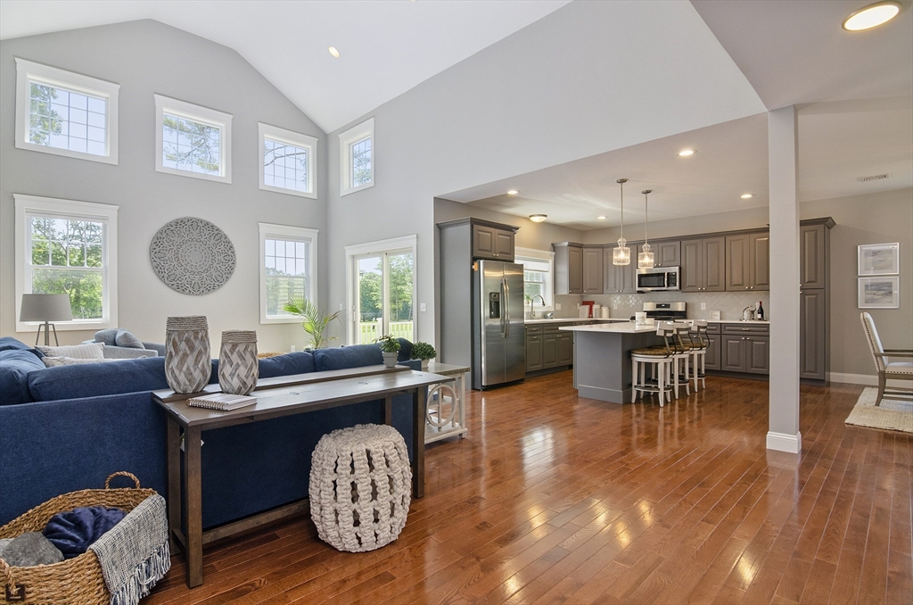 8 Starboard Road, Unit 73 Wareham, MA 02558 - Photo 4 of 9 Gallery Image 4