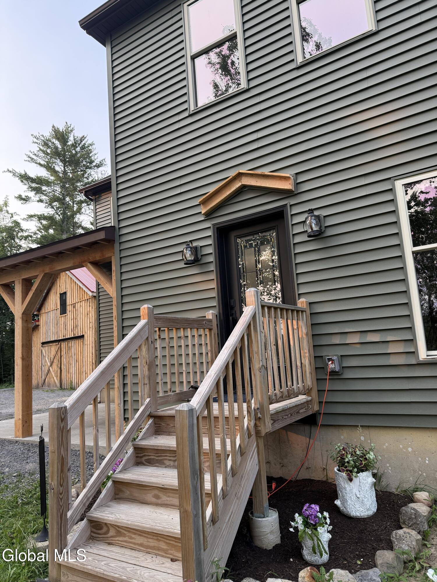 192 Benninger Road Wright, NY 12053 - Photo 5 of 39 192 benninger Front door up close