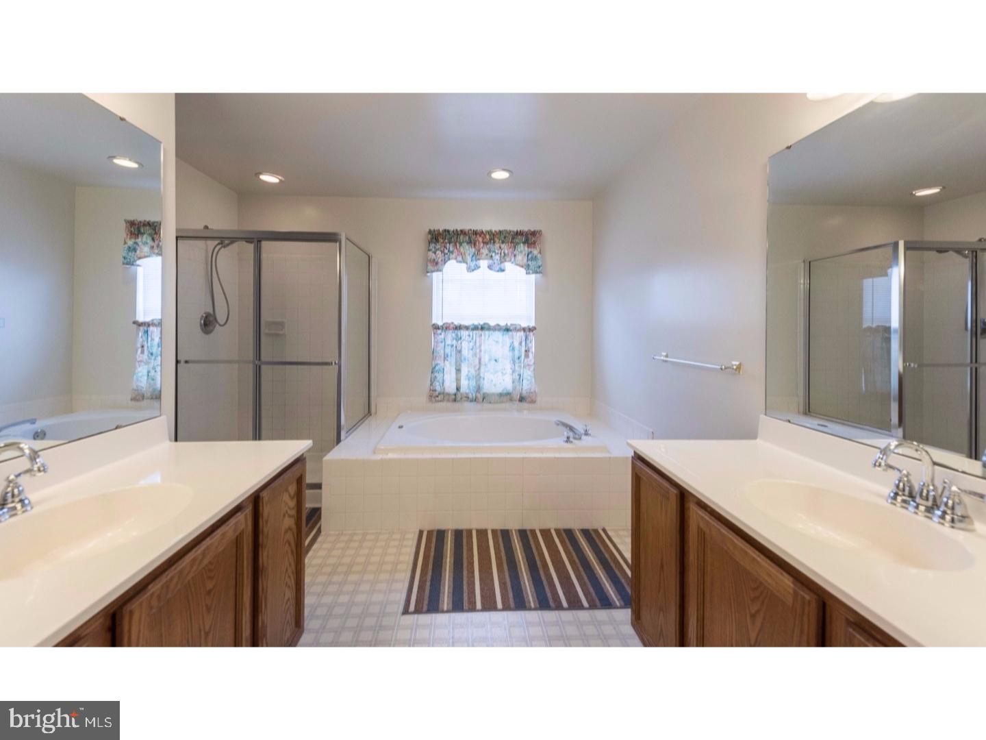 7 Biltmore Court Wilmington, DE 19808 - Photo 13 of 19 Master Bathroom