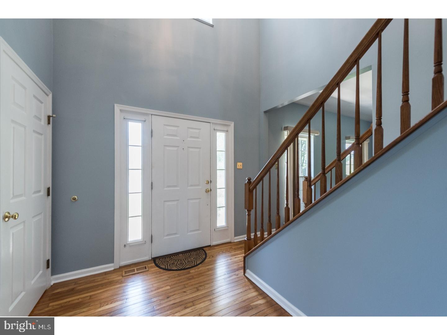 7 Biltmore Court Wilmington, DE 19808 - Photo 5 of 19 Foyer