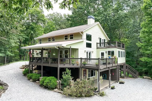 $895,000 | 406 Yonah Mountain Road, Cleveland, GA 30528