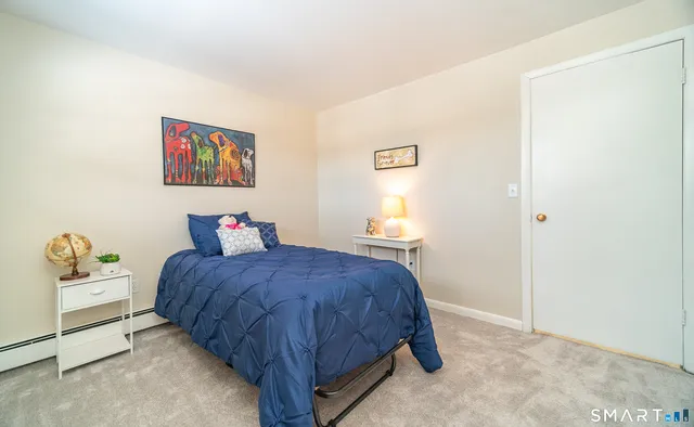 $207,000 | 177 Moylan Court, Unit 177, Newington, CT 06111