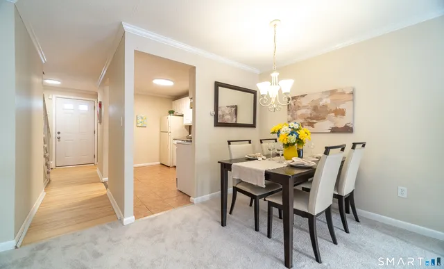 $207,000 | 177 Moylan Court, Unit 177, Newington, CT 06111