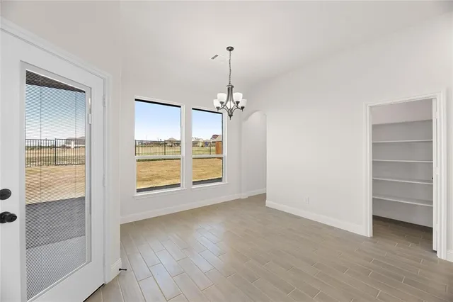 $489,900 | 3841 Eagles Bluff Road, Midlothian, TX 76065