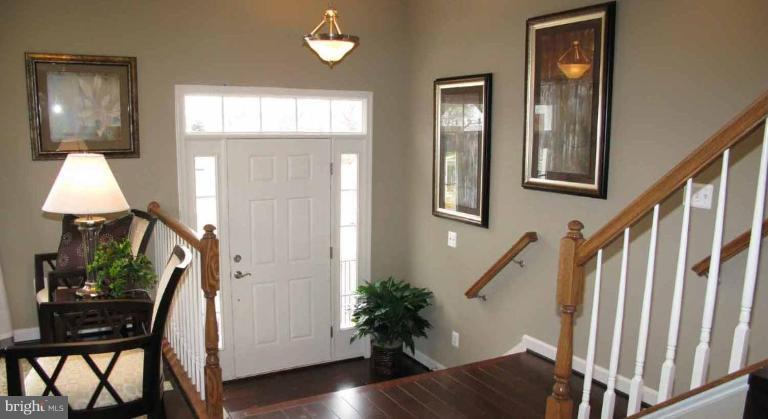 11620 Leesborough Circle, Unit 23 Silver Spring, MD 20902 - Photo 2 of 8 Entrance / Foyer
