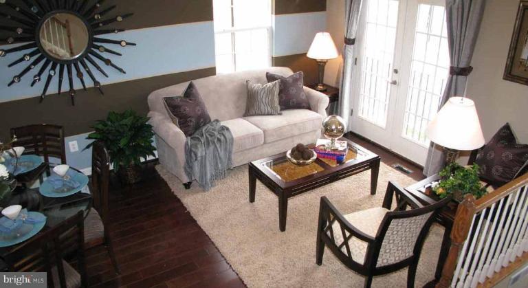 11620 Leesborough Circle, Unit 23 Silver Spring, MD 20902 - Photo 3 of 8 Family Room