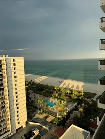 $4,500 | 2555 Collins Avenue, Unit 2002, Miami Beach, FL 33140