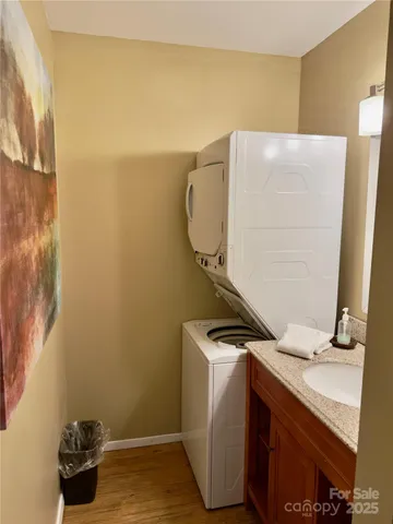 $100,000 | 160 Whitney Boulevard, Unit 7, Lake Lure, NC 28746