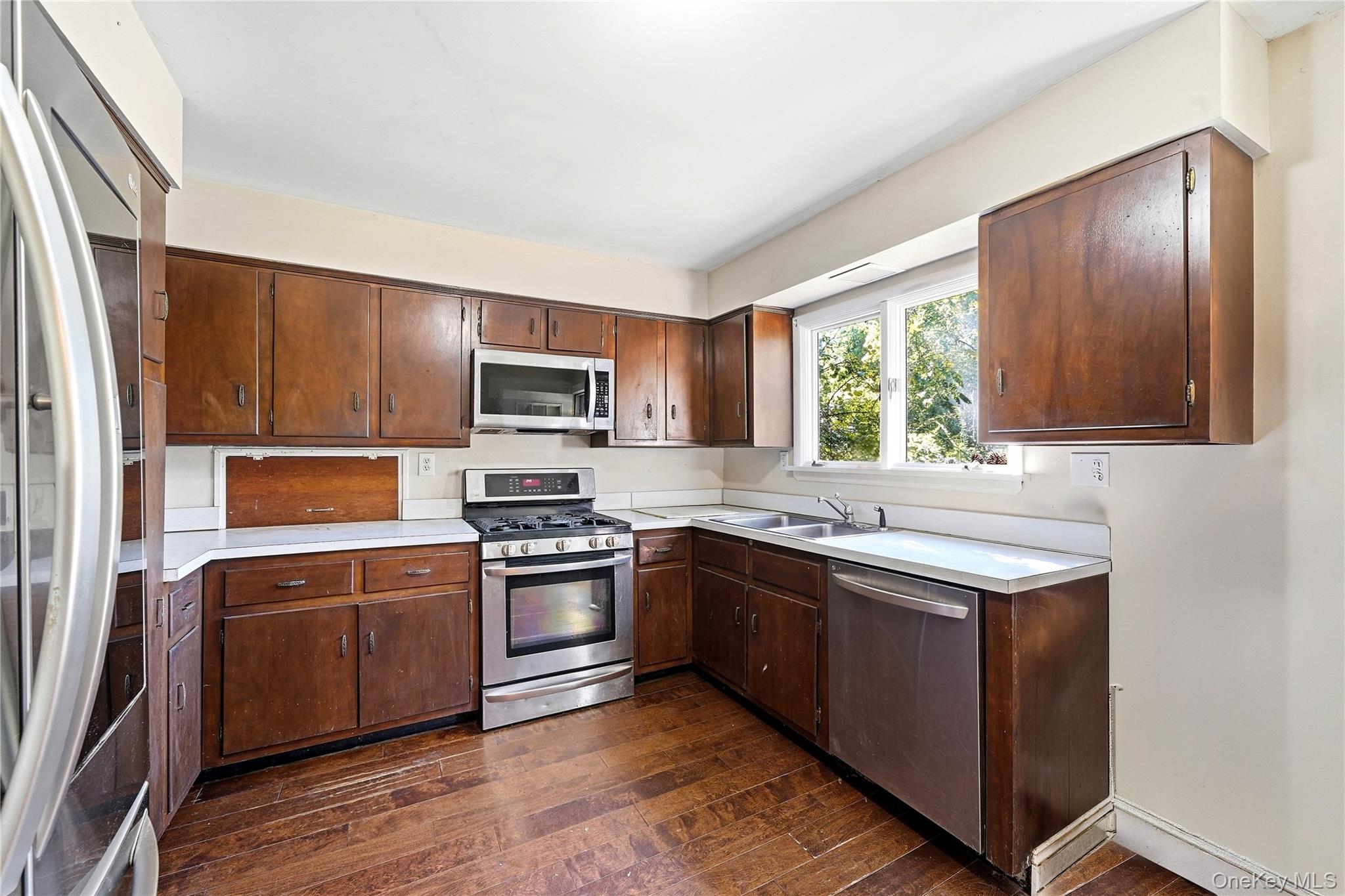 50 Dryad Road Rocky Point, NY 11778 - Photo 11 of 36 Gallery Image 11