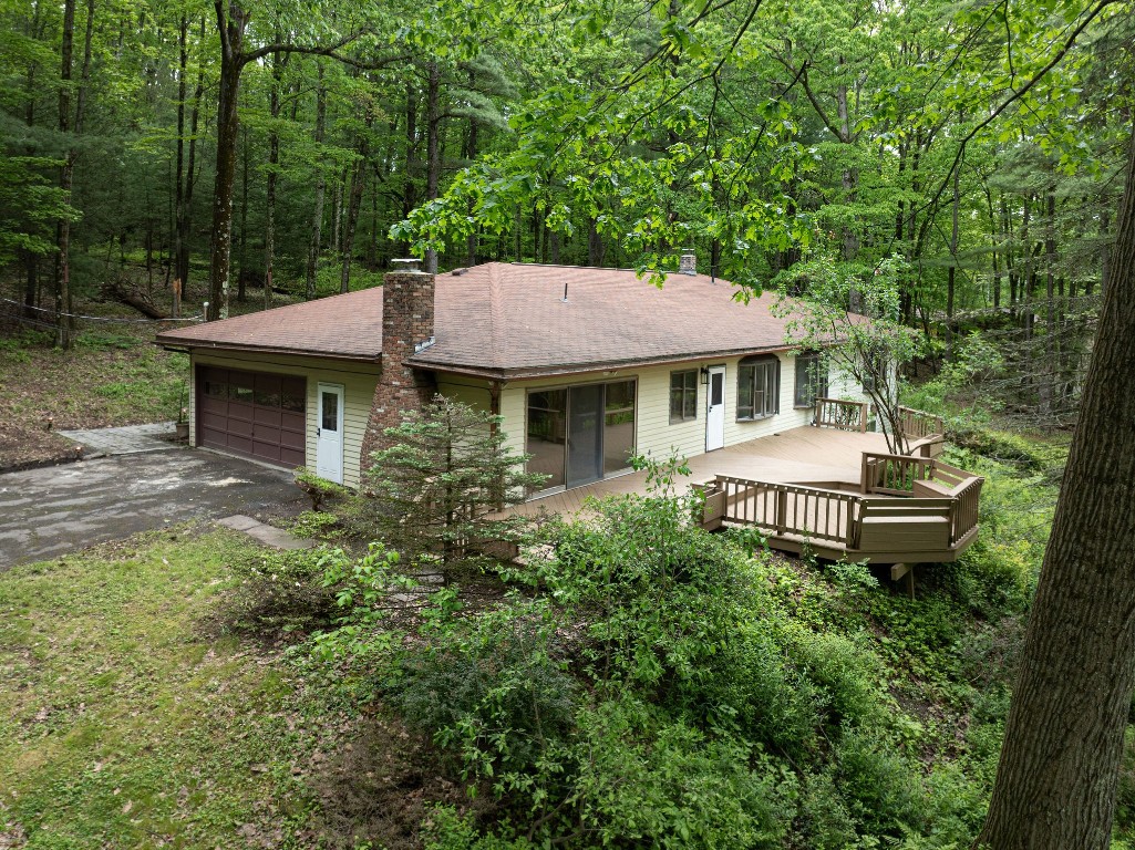 75 Noyes Road Vestal, NY 13850 - Photo 1 of 36 Gallery Image 1