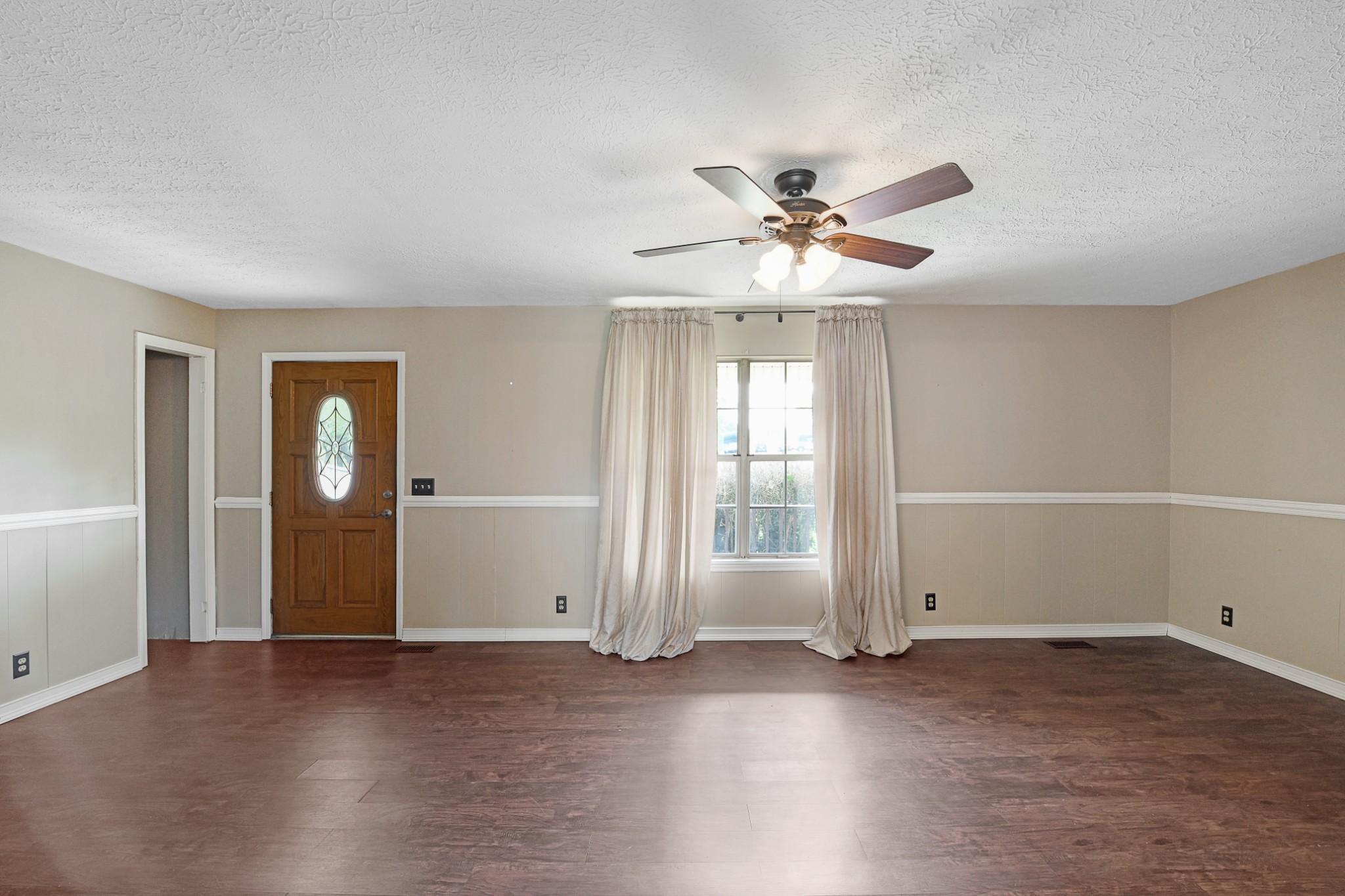 1872 Lake Road Greenbrier, TN 37073 - Photo 11 of 37 Gallery Image 11