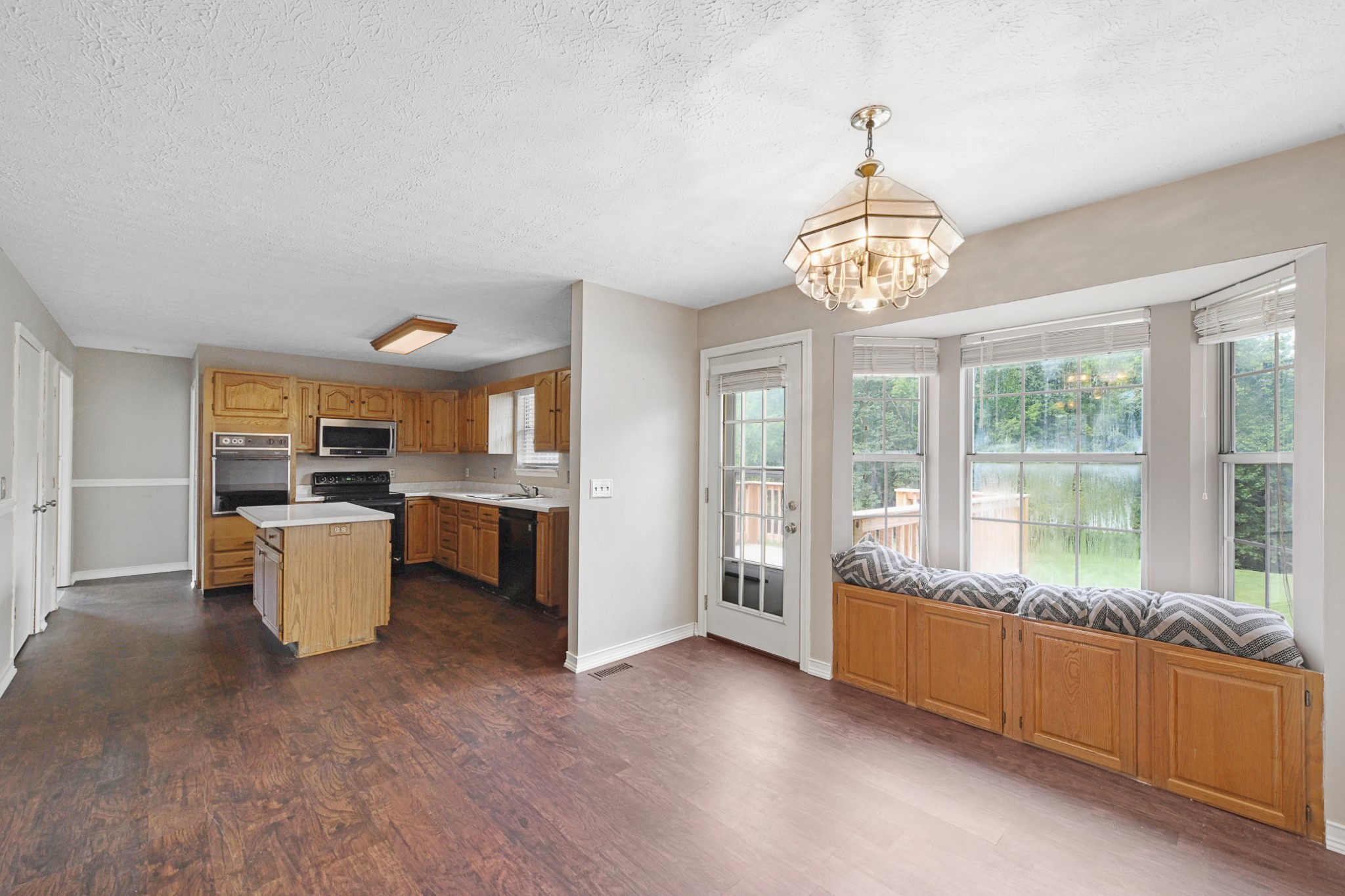 1872 Lake Road Greenbrier, TN 37073 - Photo 13 of 37 Gallery Image 13