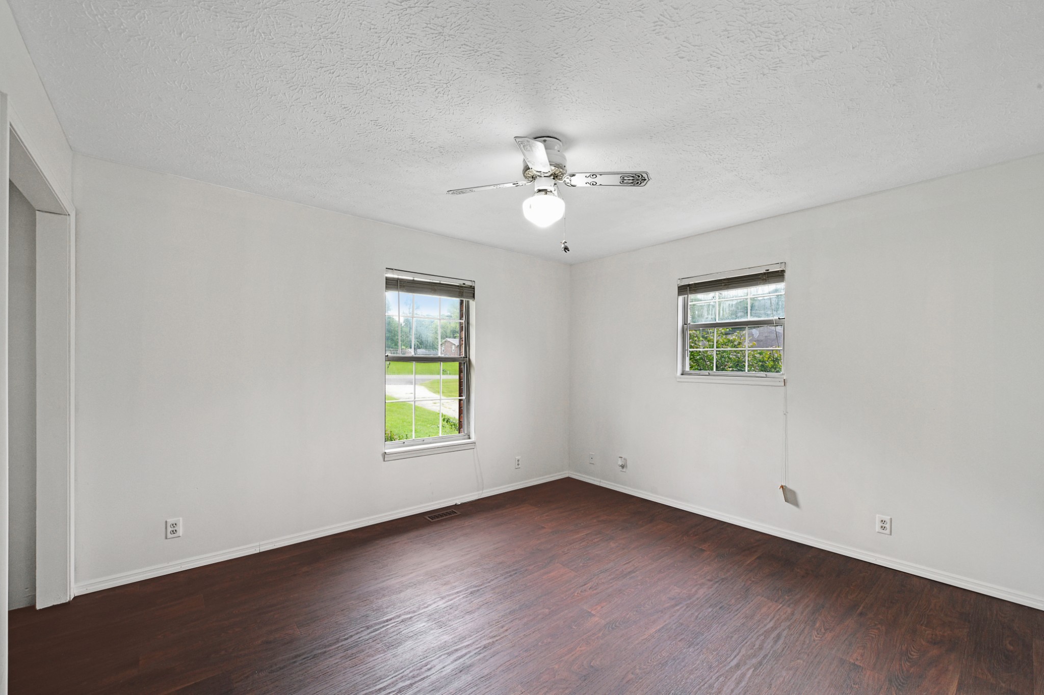 1872 Lake Road Greenbrier, TN 37073 - Photo 16 of 37 Gallery Image 16