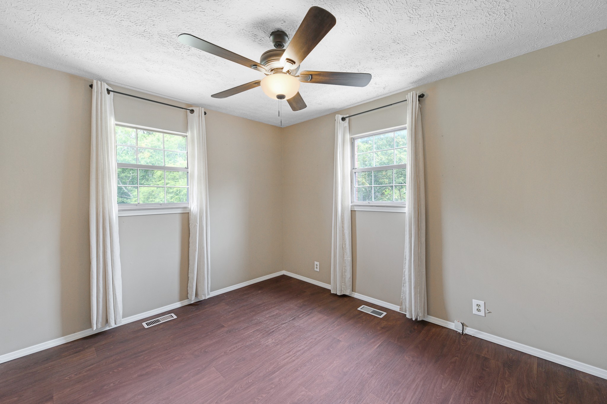 1872 Lake Road Greenbrier, TN 37073 - Photo 25 of 37 Gallery Image 25