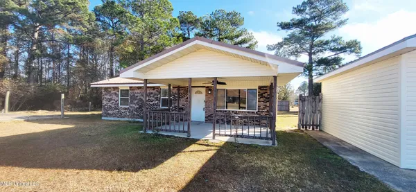 $149,000 | 17184 Fenton Dedeaux Road, Kiln, MS 39556