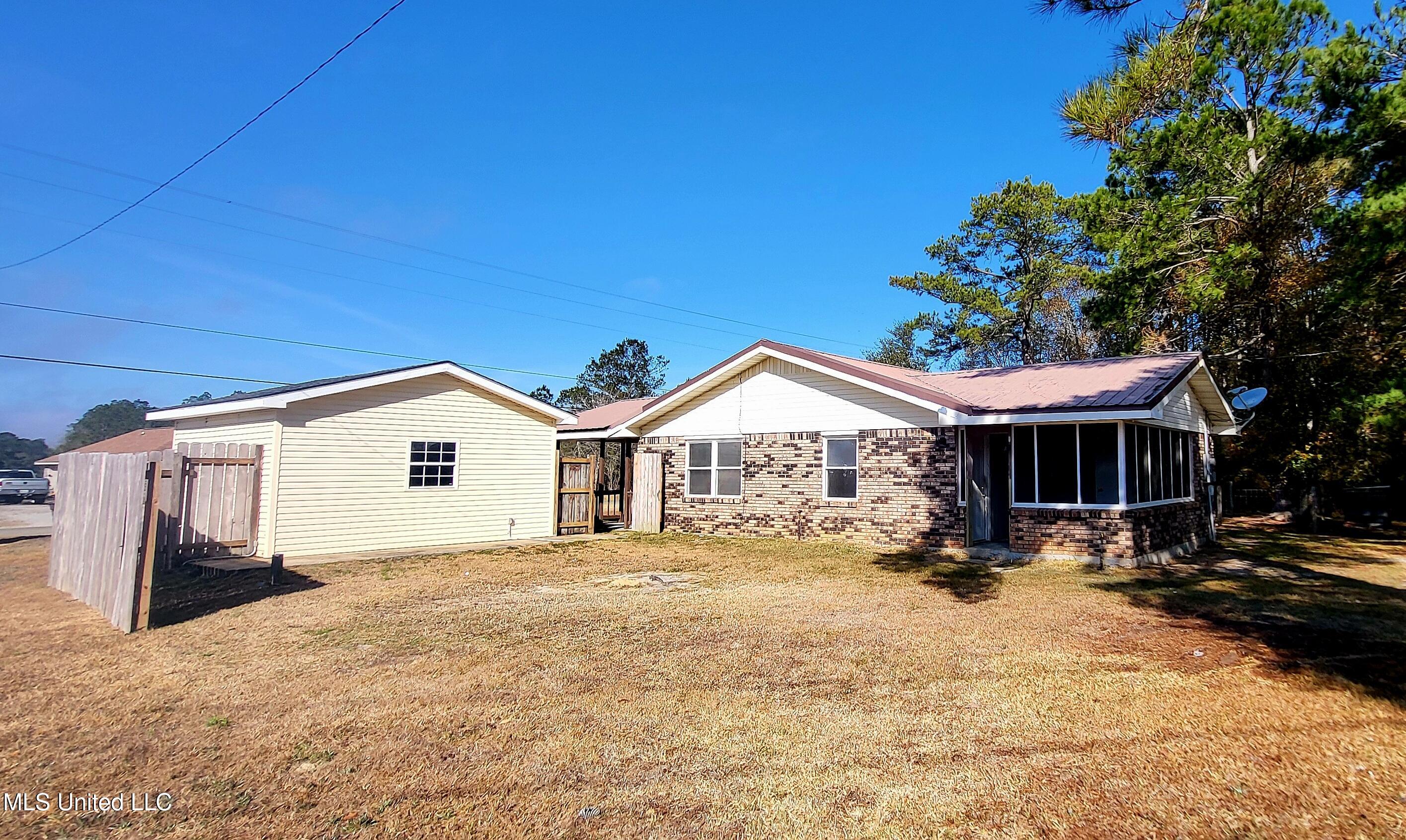 17184 Fenton Dedeaux Road Kiln, MS 39556 - Photo 12 of 13 20260210_092716