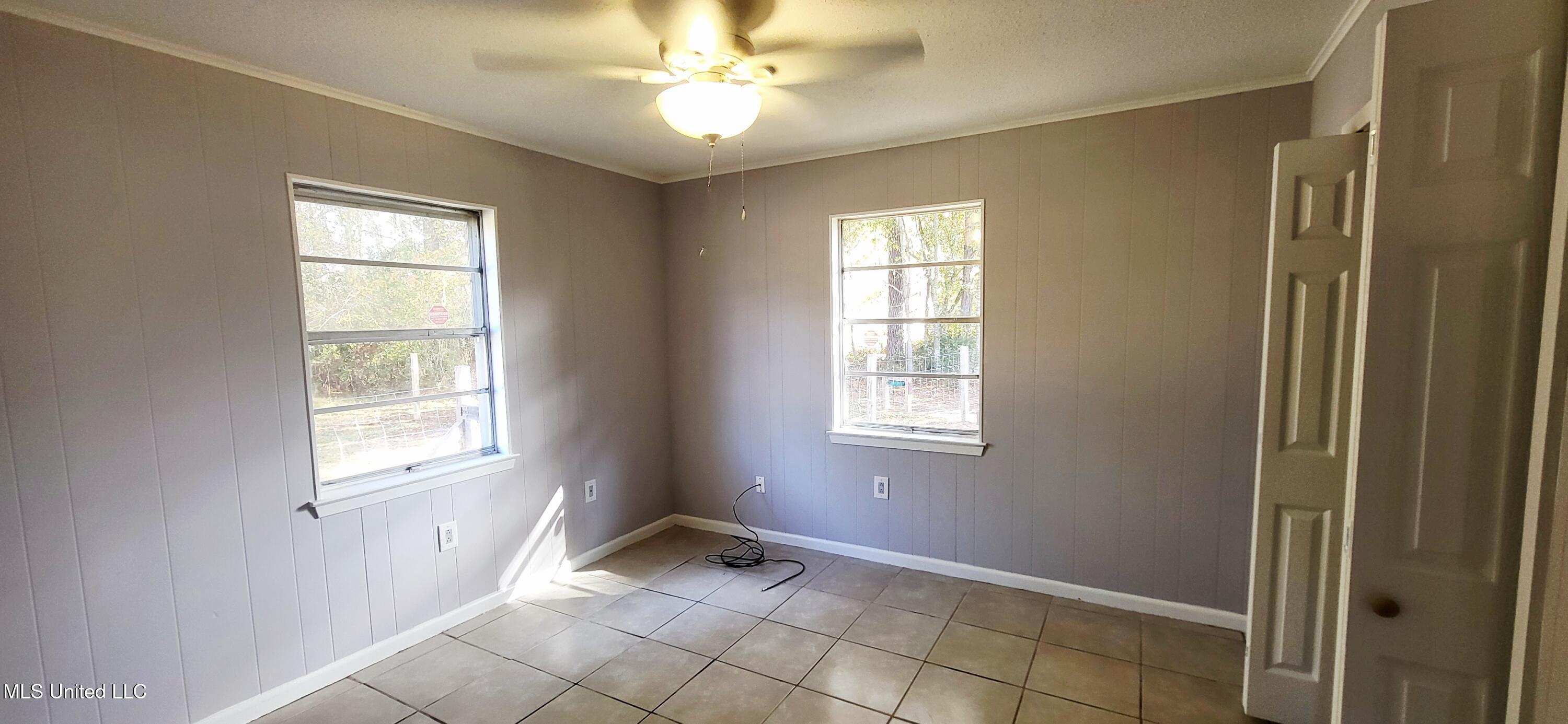 17184 Fenton Dedeaux Road Kiln, MS 39556 - Photo 6 of 13 20260210_092147