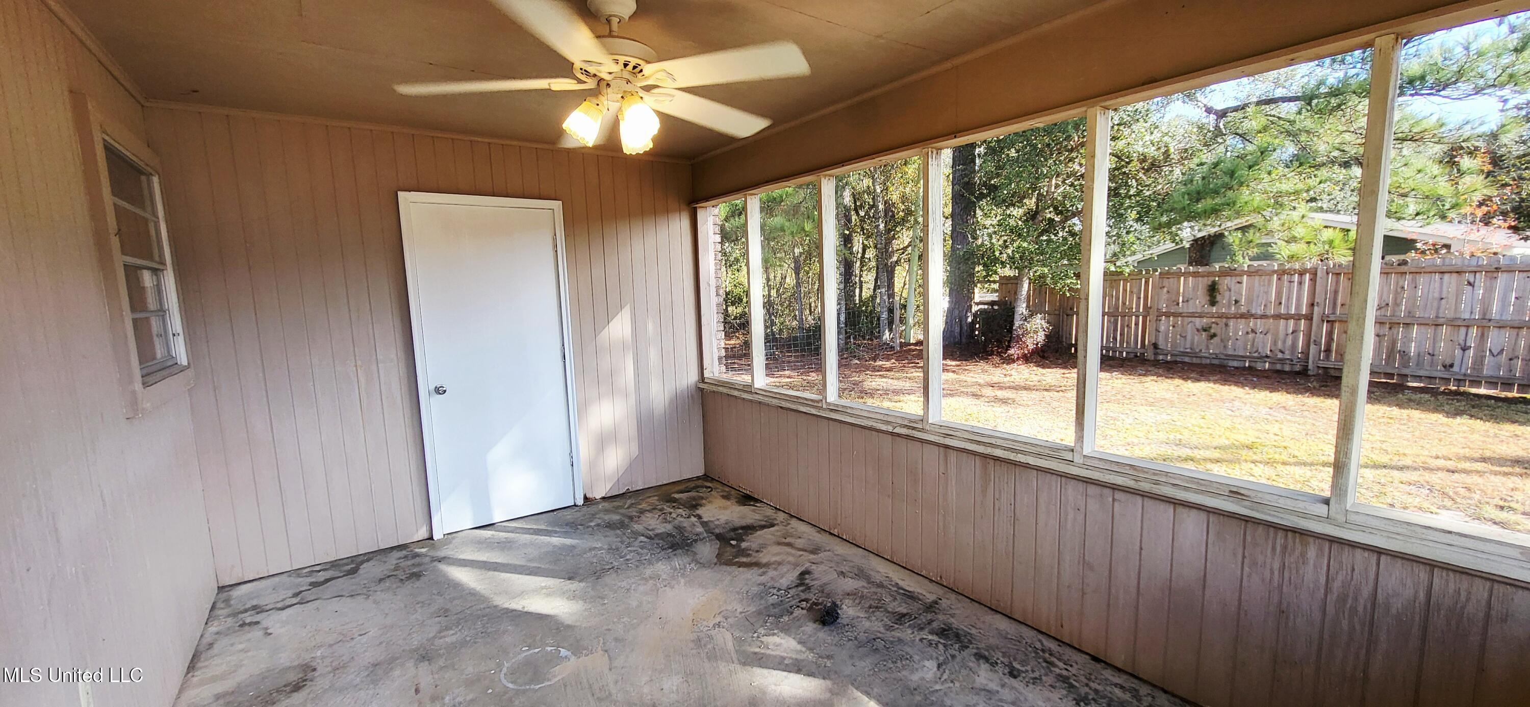 17184 Fenton Dedeaux Road Kiln, MS 39556 - Photo 9 of 13 20260210_091906