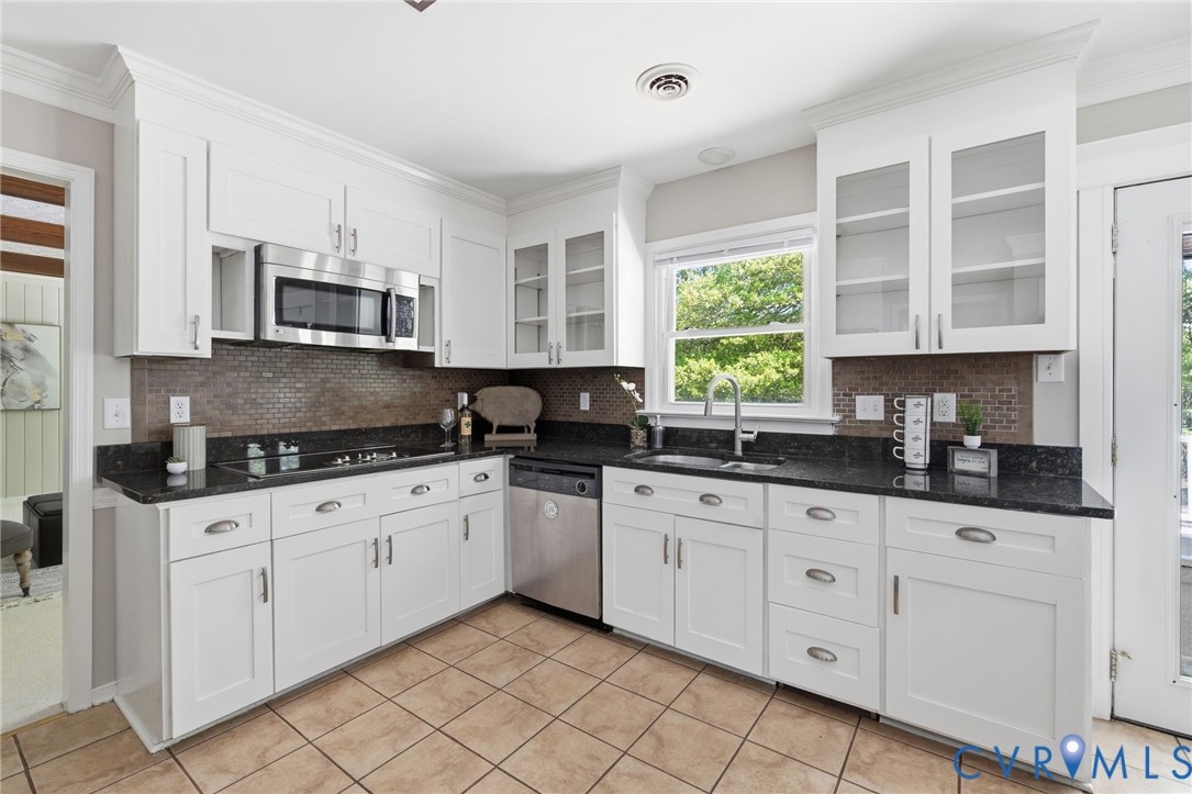 9526 Alfaree Road North Chesterfield, VA 23237 - Photo 10 of 28