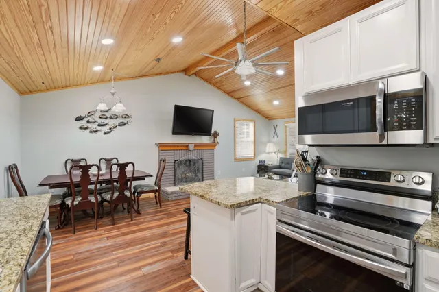 $345,000 | 939 Black Oak Road, Bonneau, SC 29431