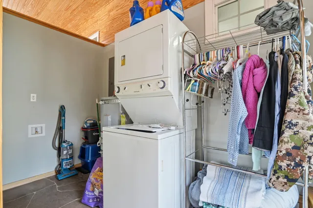 $345,000 | 939 Black Oak Road, Bonneau, SC 29431