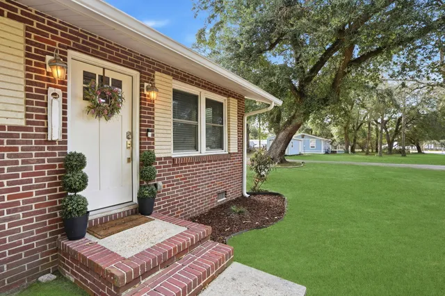 $345,000 | 939 Black Oak Road, Bonneau, SC 29431