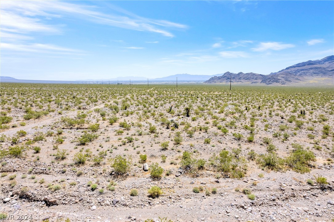 1281 West Garnet Road Pahrump, NV 89060 - Photo 10 of 26