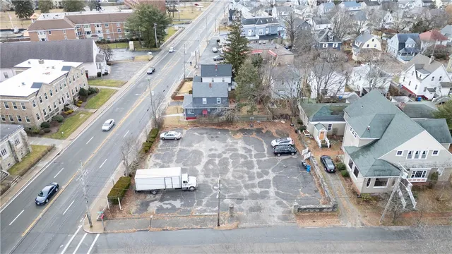 $1,200,000 | 19 Warwick Avenue, Cranston, RI 02905