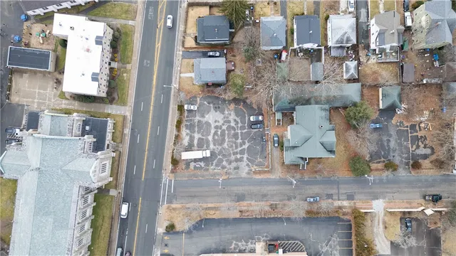 $1,200,000 | 19 Warwick Avenue, Cranston, RI 02905