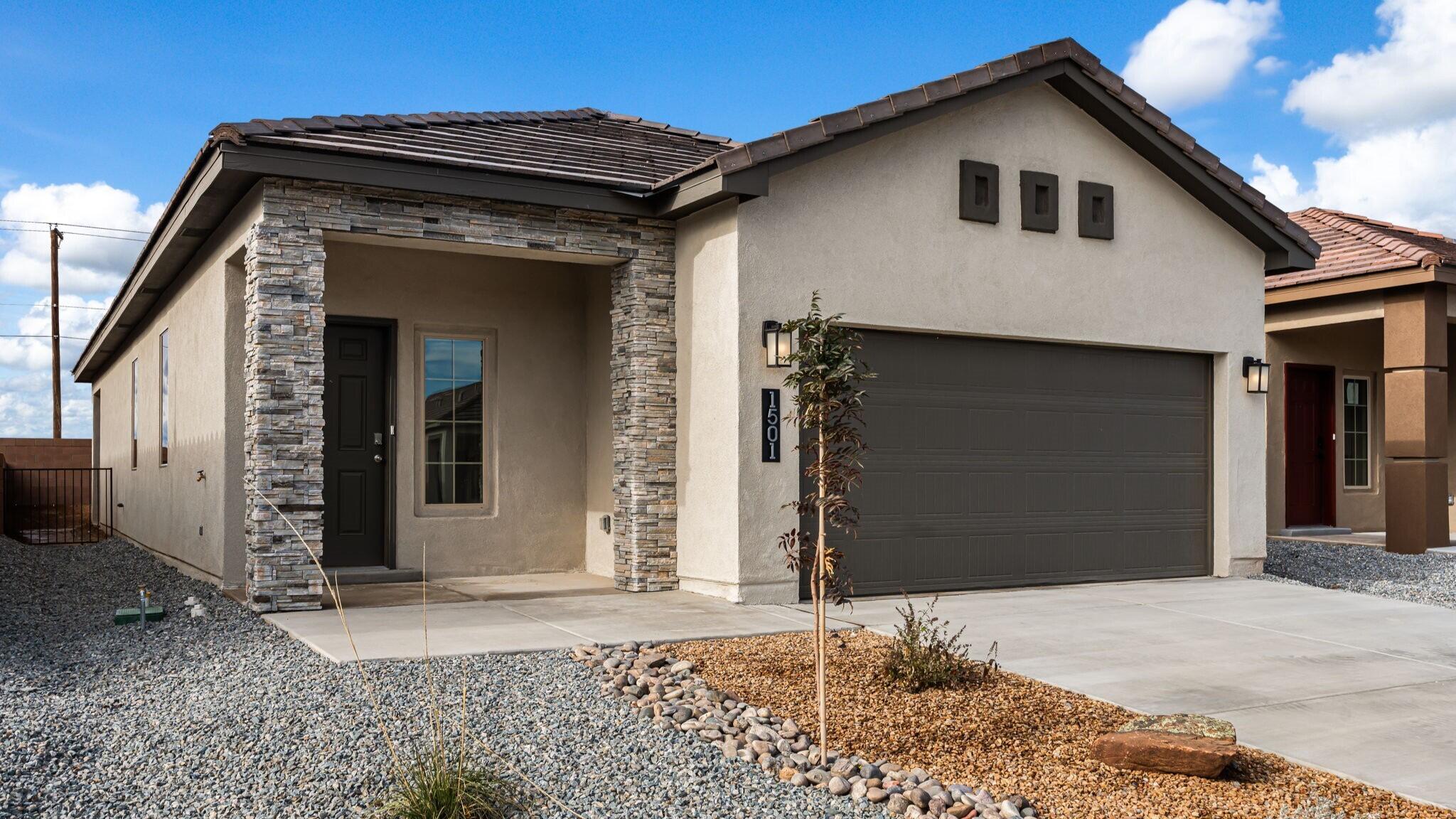 3247 Dijamant Loop Southeast Rio Rancho, NM 87124 - Photo 2 of 26 Gallery Image 2