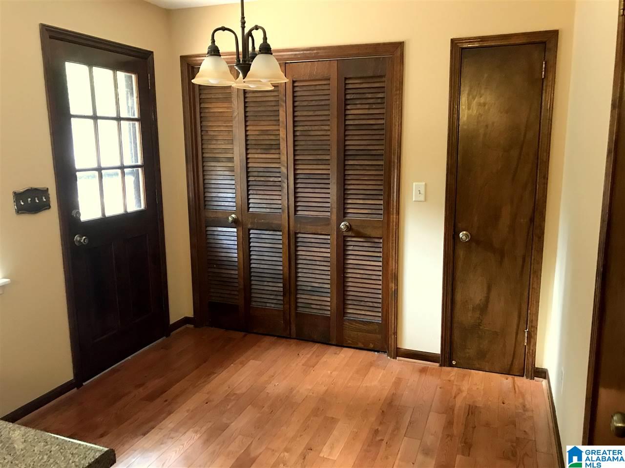 4943 Indian Valley Road Birmingham, AL 35244 - Photo 18 of 34