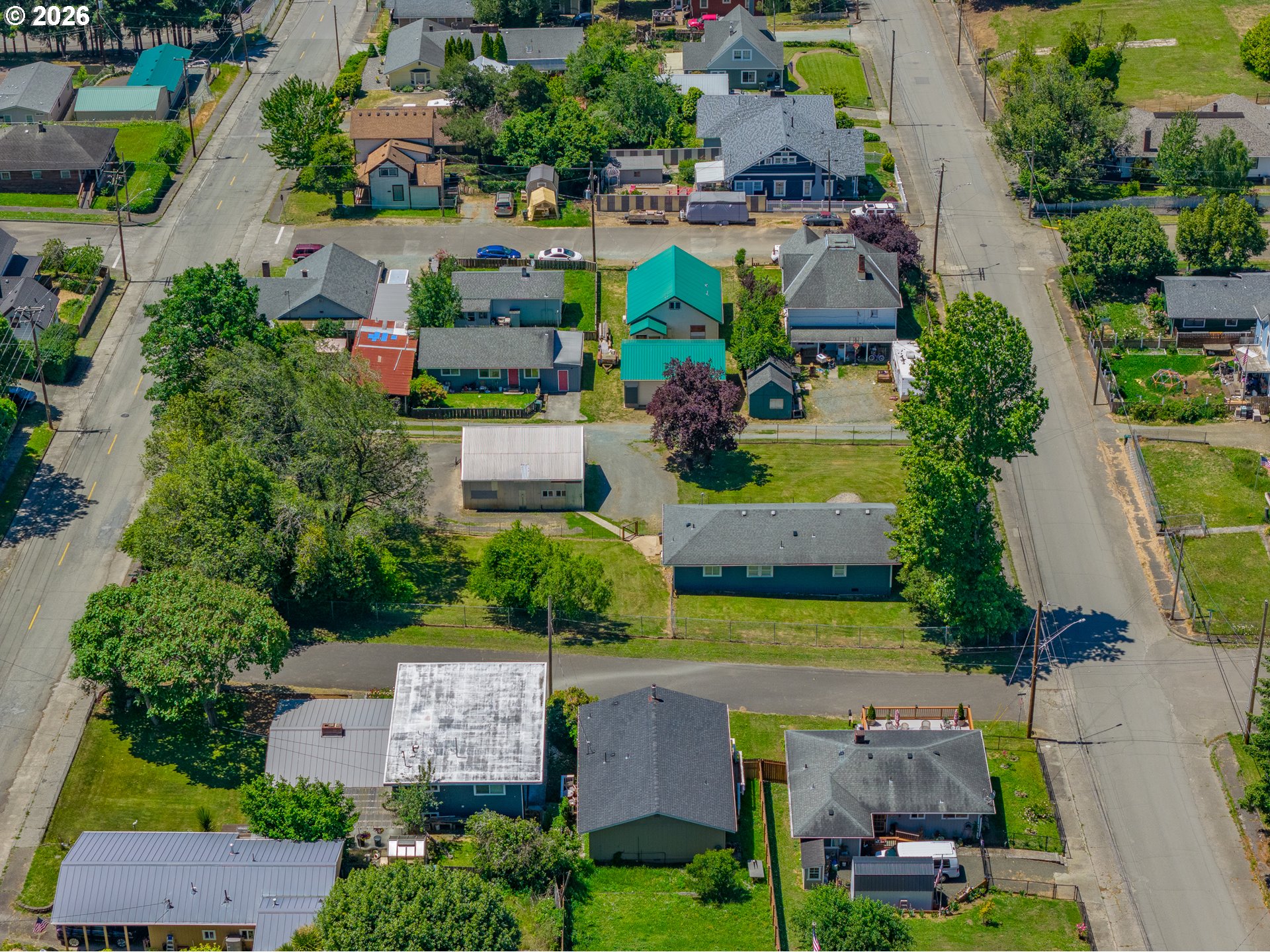 1228 Spruce Street Myrtle Point, OR 97458 - Photo 5 of 44