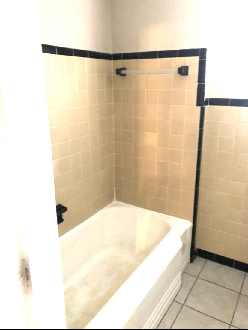 101 South Golfview Road, Unit 8 Lake Worth Beach, FL 33460 - Photo 3 of 14 aon3