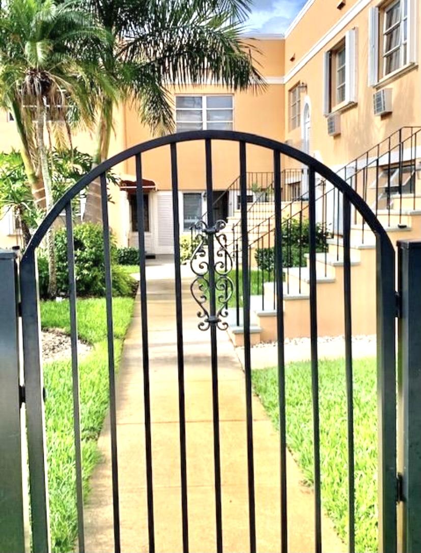101 South Golfview Road, Unit 8 Lake Worth Beach, FL 33460 - Photo 10 of 14 aon11