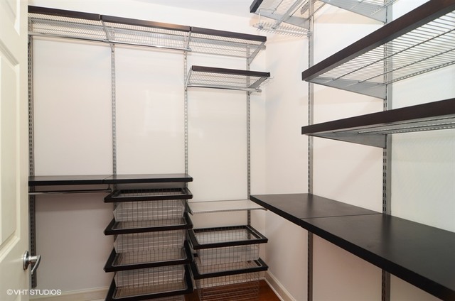 55 West Delaware Place, Unit 809 Chicago, IL 60610 - Photo 11 of 19