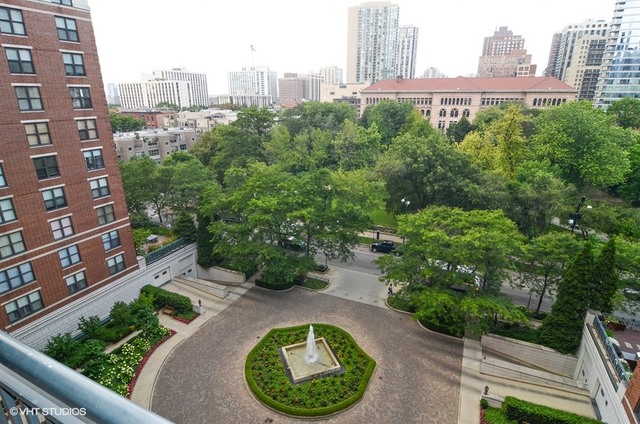 55 West Delaware Place, Unit 809 Chicago, IL 60610 - Photo 14 of 19