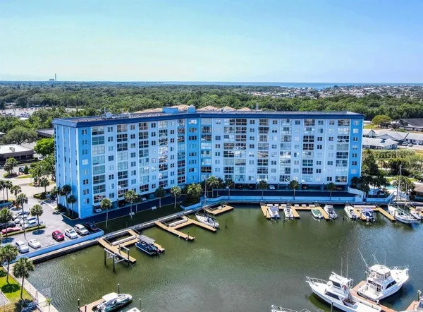 $1,700 | 4939 Floramar Terrace, Unit 912, New Port Richey, FL 34652