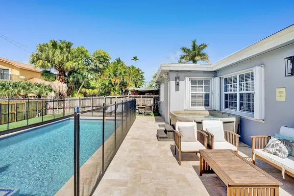 a view of an outdoor space