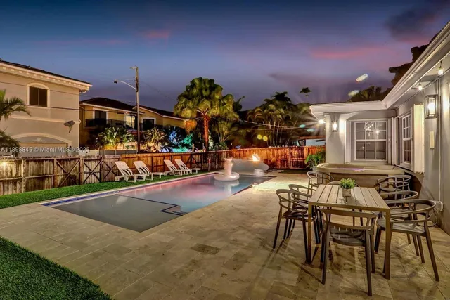 $6,995 | 1305 Funston Street, Hollywood, FL 33019