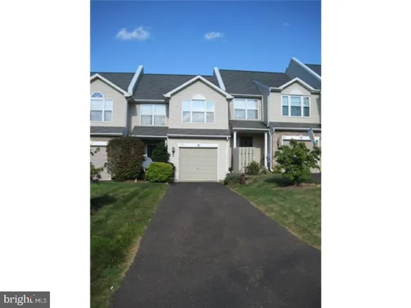 $2,695 | 105 Galway Circle, Chalfont, PA 18914