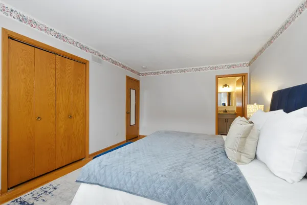 $475,000 | 12853 South Cedar Lane, Palos Heights, IL 60463
