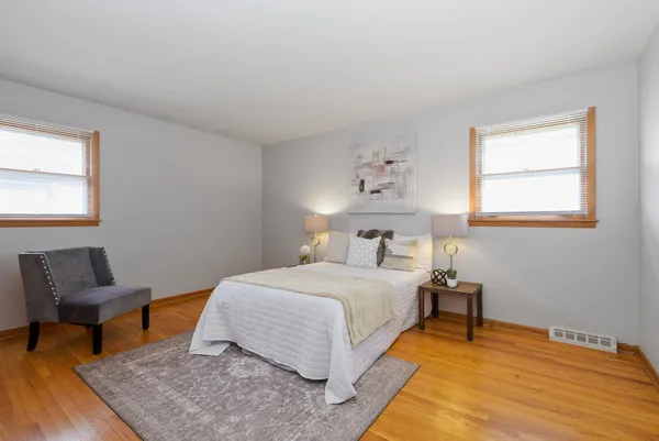 $475,000 | 12853 South Cedar Lane, Palos Heights, IL 60463
