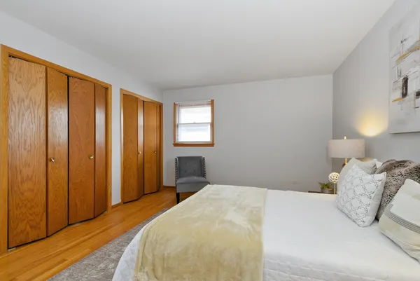 $475,000 | 12853 South Cedar Lane, Palos Heights, IL 60463