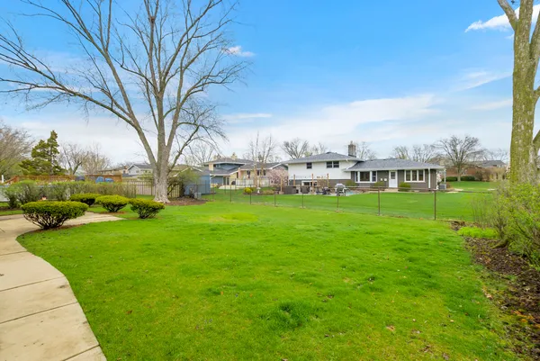 $475,000 | 12853 South Cedar Lane, Palos Heights, IL 60463