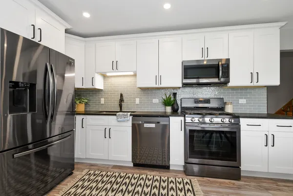 $475,000 | 12853 South Cedar Lane, Palos Heights, IL 60463