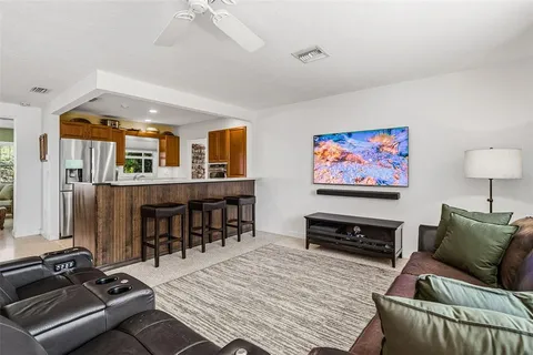 $850,000 | 2747 Jefferson Circle, Sarasota, FL 34239