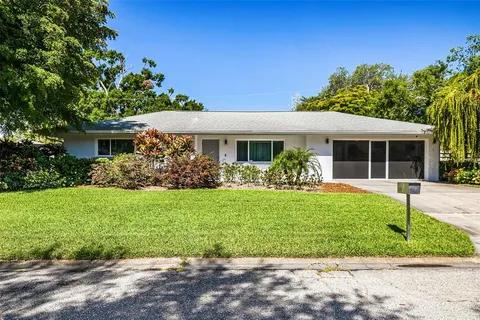$850,000 | 2747 Jefferson Circle, Sarasota, FL 34239