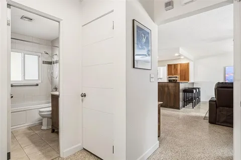 $850,000 | 2747 Jefferson Circle, Sarasota, FL 34239
